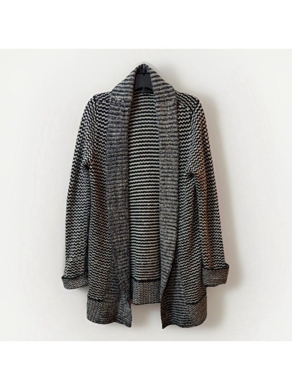 George Black & White Chunky Knit Cardigan - Large
